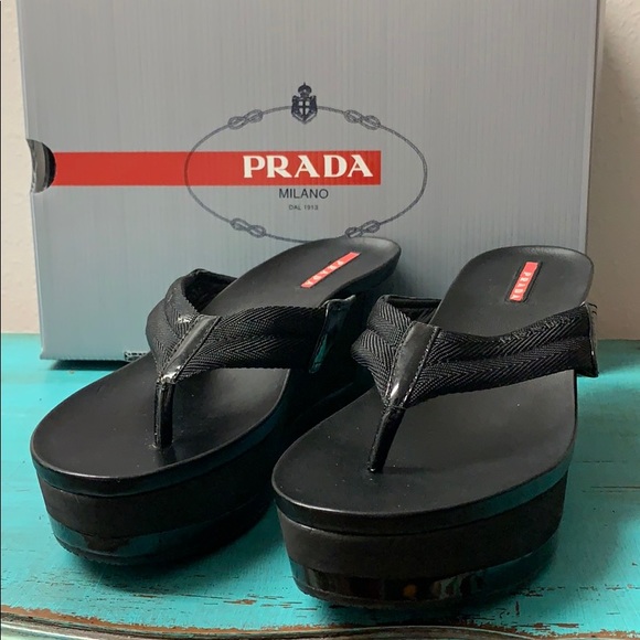 PRADA BLack Vernice Ribbon Size 39.5 - Picture 1 of 6